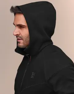 CAMPERA TECH JACKET MEN en internet