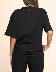 REMERA ICON BLACK TEE - comprar online