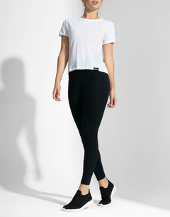 REMERA BASIC WHITE TEE en internet