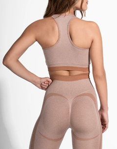 TOP MARBLE BROWN SEAMLESS - comprar online