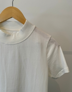 Camiseta Basica Branco - comprar online