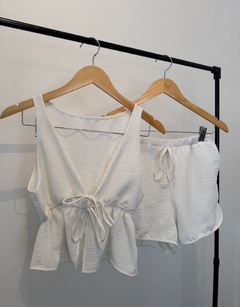 Conjunto Muriel Branco na internet
