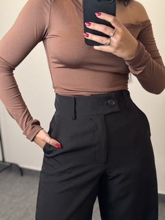 Calça de Alfaiataria Preto na internet