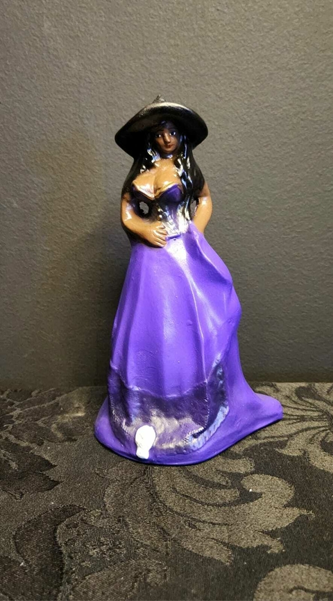 Bruxa Pomba gira - Roxa