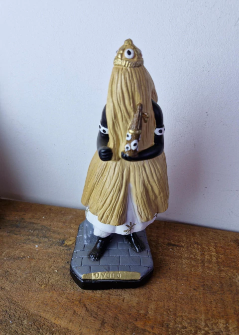 Estátua Orixá Omolu