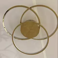 Plafon de Sobrepor LED 3000K 50W Bivolt Ø63cm Inox e Silicone Dourado - comprar online