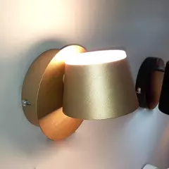 Arandela 12x12cm 14w 3000k 1400lm Bivolt Metal Dourado Acrilico - Sunshine Lustres e Iluminação