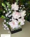 Box com rosas cor de rosa