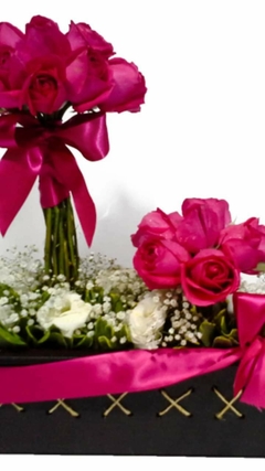Arranjo rosas rosadas e baby's breath