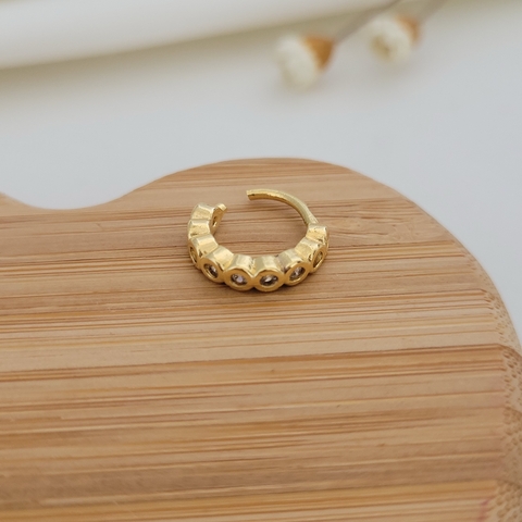 Piercing perfuração Hélix com Zircônias Redondas Banhado a Ouro