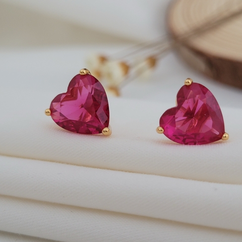 Brinco Coração Rosa Escuro Banhado a Ouro - comprar online