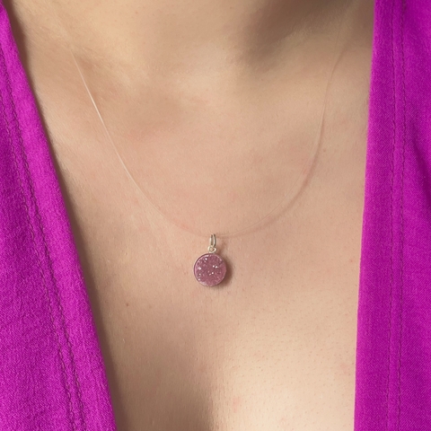 Colar com Pingente de Pedra Natural Rosa Prata 925 - comprar online