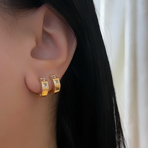 Argola com Cristal de Coração Banhado a Ouro - comprar online