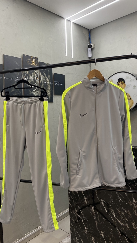 Conjunto nike ACADEMY