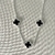 PULSEIRA 3 TREVOS PRETO - comprar online