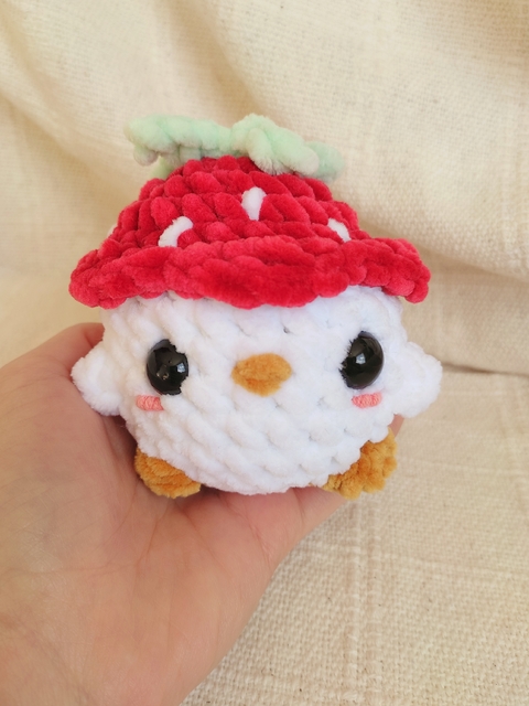 Pintinho morango pelúcia