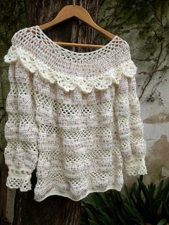 Sweter con volados en internet
