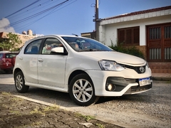 Toyota Etios XLS 6M/T 2018 - tienda online