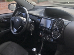 Toyota Etios XLS 6M/T 2018 - comprar online