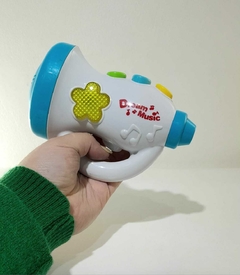 TROMPETA CON LUZ Y SONIDO Y MÚSICA 6740 COD. IMS6740