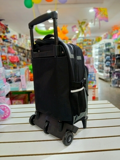 Imagen de MOCHILA LSD C/CARRO 18' PRO TREKKING 946035