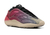 Yeezy 700 V3 Fade Carbon na internet