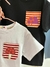 T-shirt Bolso Listras Branca na internet