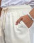 Short De Passeio Off White Em Linho - comprar online