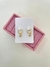 Brinco tranqueta + flor cristal cravejada 18k