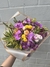 Buquê campestre com orquídea - Barrozo Flores - Loja Online da Floricultura em Governador Valadares
