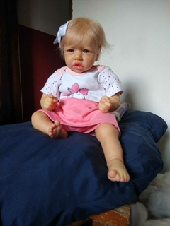 BEBÊ REBORN KIT SASKIA MENINA na internet