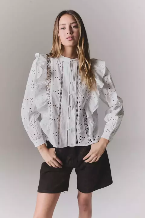 CAMISA BRODERIE CON VOLADOS
