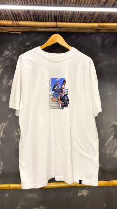 CAMISETA HUNTERS OFF WHITE WANTED