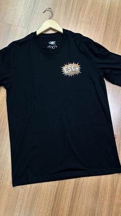 CAMISETA ATTACK PRETA ESCH - comprar online
