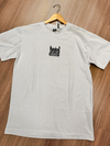 CAMISETA BIG GOTHIC BRANCA SNAPPER - comprar online