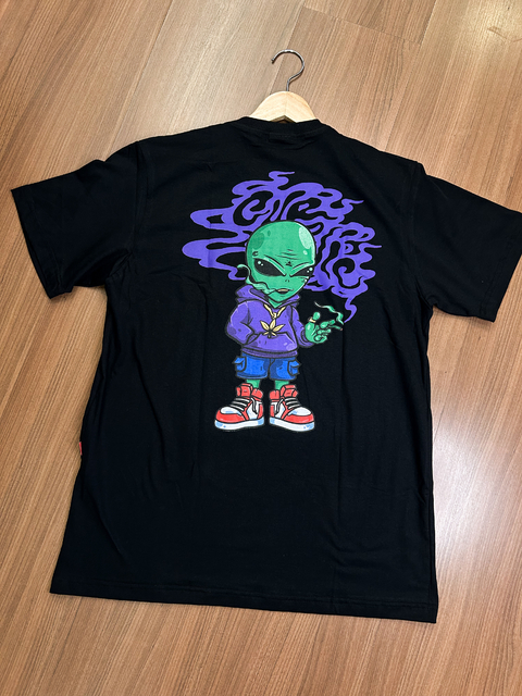 CAMISETA 4305 PRETA CHRONIC - comprar online