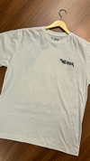 CAMISETA SANTA BEGE TRIP SIDE - comprar online