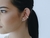 EAR CUFF PEROLA LADOS DIFERENTES na internet