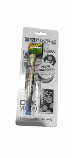D&K PIPA METAL ESTAMAPDA CUELLO C NUDOS Y REJILLA - PAG066 en internet