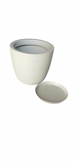MACETA PARIS 30CM (TEXTURA RAYADA). Incluye plato.