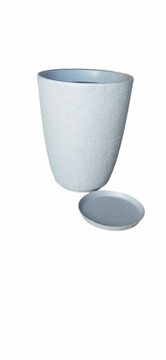 MACETA PARIS 44CM (TEXTURA RAYADA). Incluye plato.