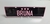 Placas de aluminio Preto e letras rosa rose.