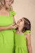 Imagem do Vestido Adulto Aurora Verde Limão – Conforto e Estilo para Mamãe