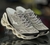 Mizuno Prophecy LS na internet