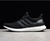 Adidas UltraBoost Preto/Branco