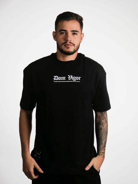 Camiseta Oversized Dom Vigor