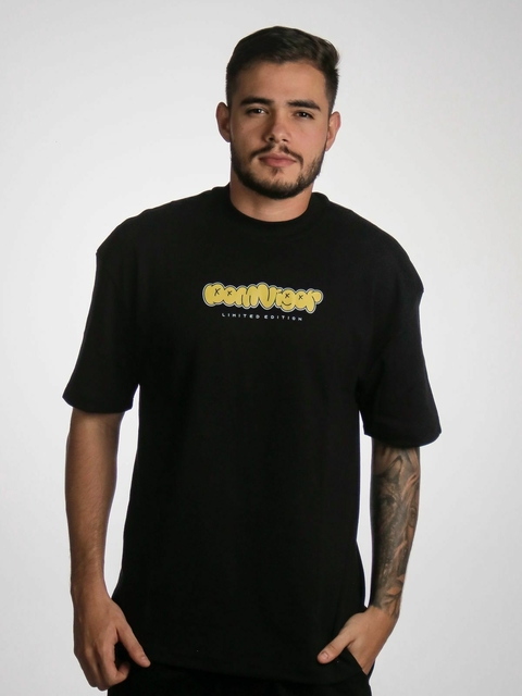 Camiseta Oversized Dom Vigor