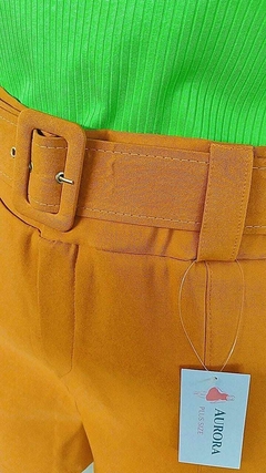 Short Bengaline com Cinto - Aurora Moda Plus Size