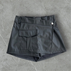 Short pollera Cuerina bolsillo boton