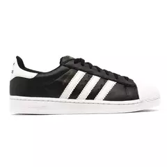 Tênis Adidas Superstar na internet